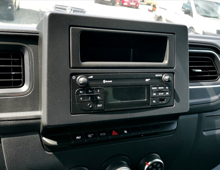 Renault Master 12