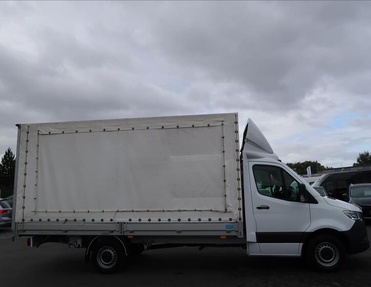 Mercedes-Benz Sprinter 5