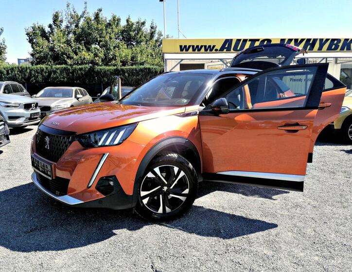 Peugeot 2008 1