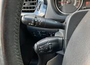 Peugeot 301 17