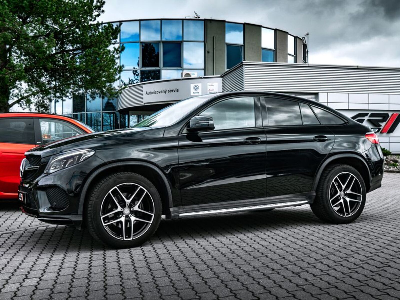 Mercedes-Benz GLE 19