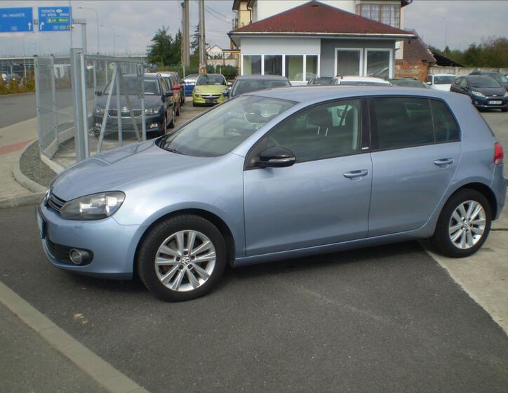 Volkswagen Golf 2
