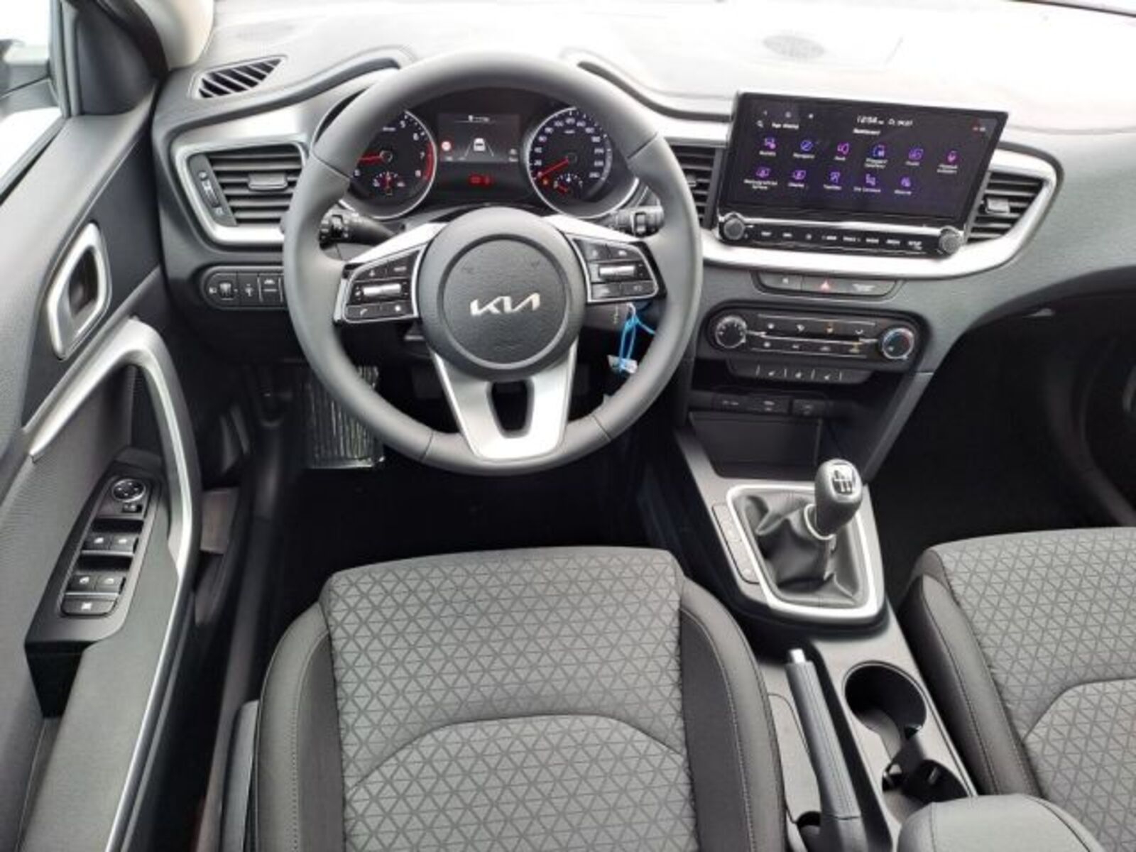 KIA Ceed 11