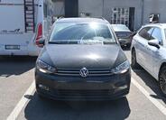 Volkswagen Touran 1