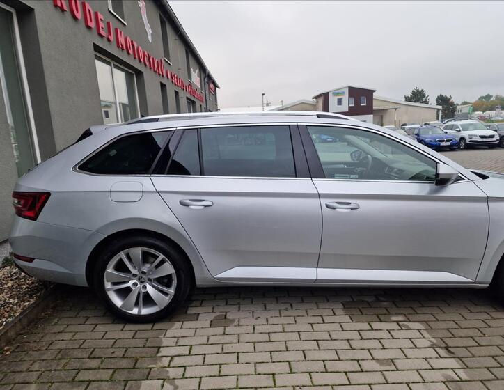 Škoda Superb 41