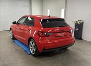 Audi A1 4