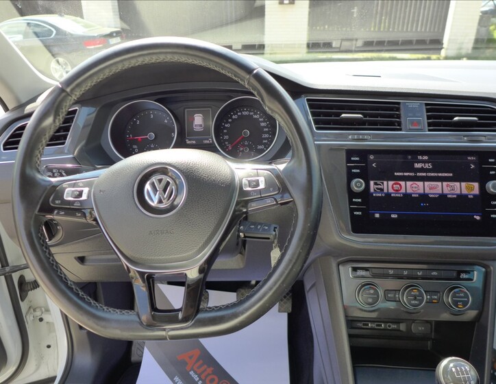 Volkswagen Tiguan 16