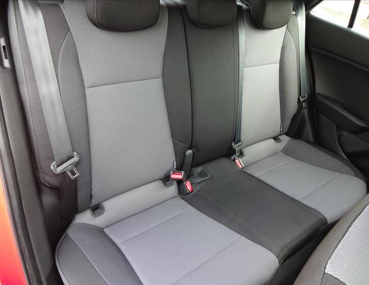 Hyundai i20 26