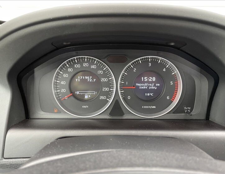 Volvo XC60 11