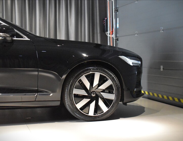 Volvo V90 11