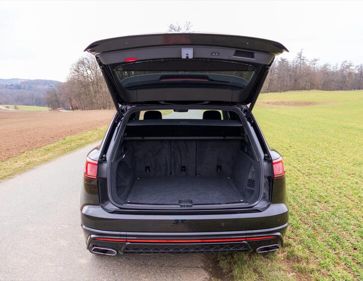 Volkswagen Touareg 9