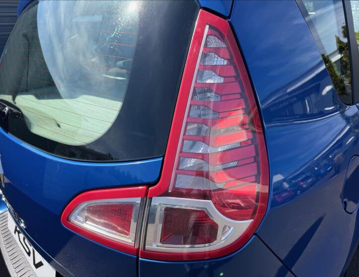 Renault Scénic 25