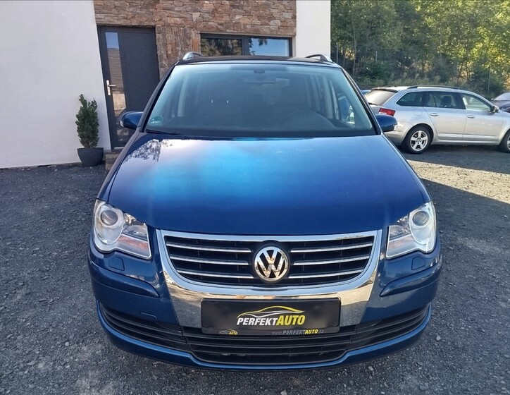 Volkswagen Touran 10