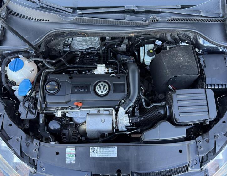 Volkswagen Golf 17
