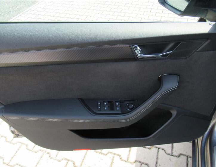 Škoda Superb 23