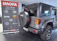 Jeep Wrangler 5