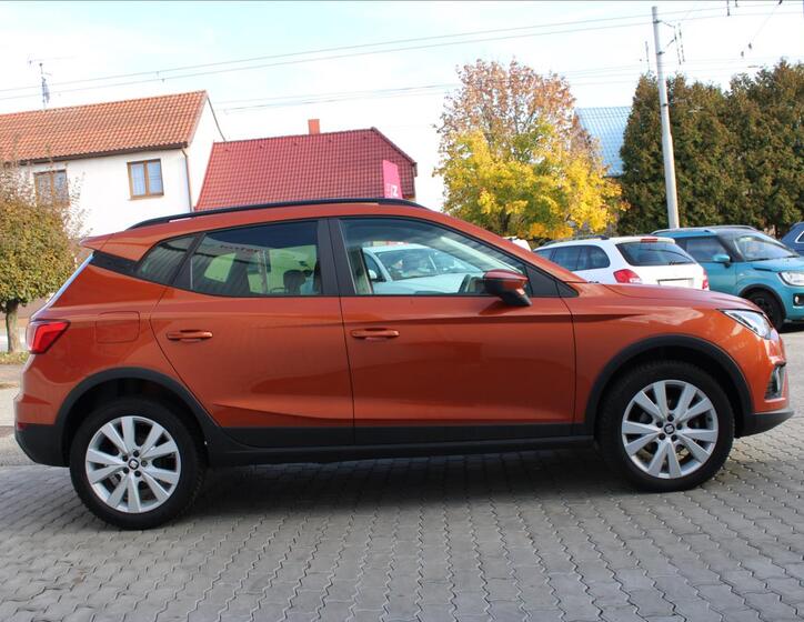 Seat Arona 3