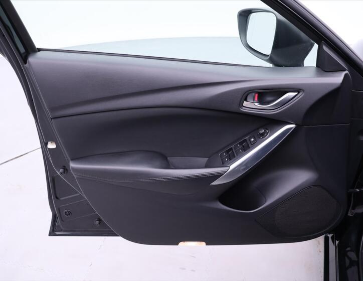 Mazda 6 11