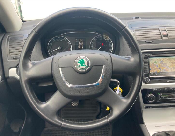 Škoda Octavia 12