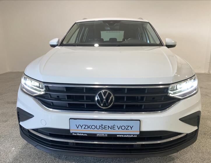 Volkswagen Tiguan 4