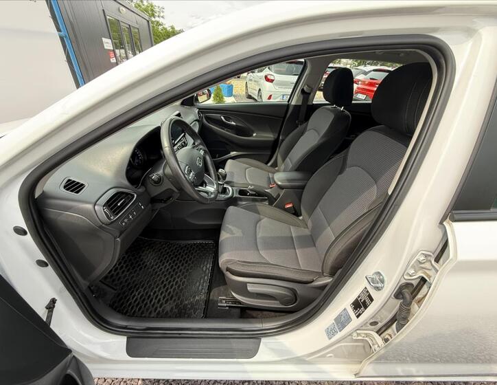 Hyundai i30 6