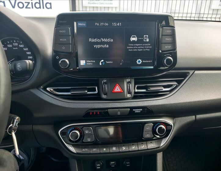 Hyundai i30 11