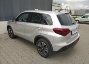 Suzuki Vitara 6