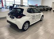 Toyota Yaris 5
