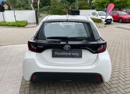 Toyota Yaris 5
