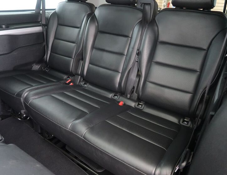 Toyota ProAce 11