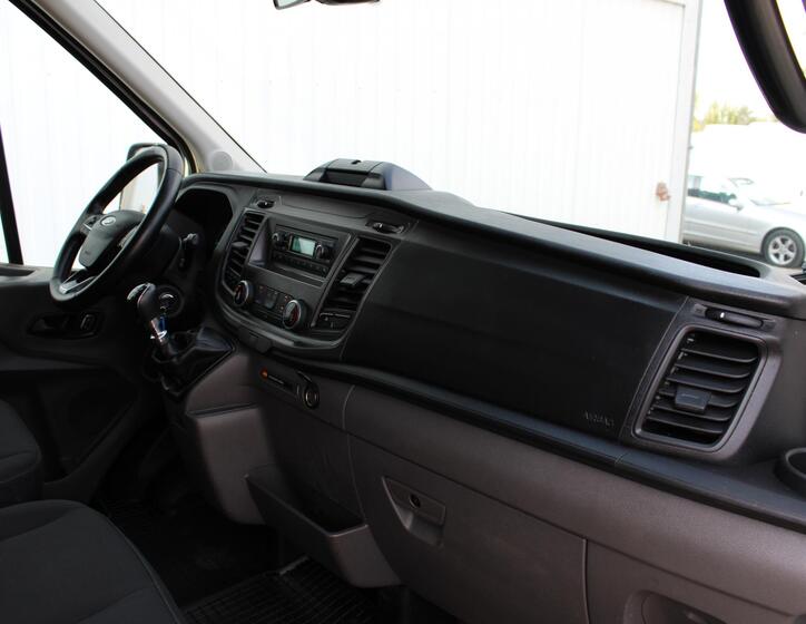 Ford Transit 10