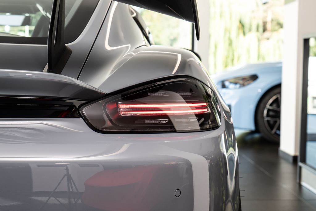 Porsche Cayman