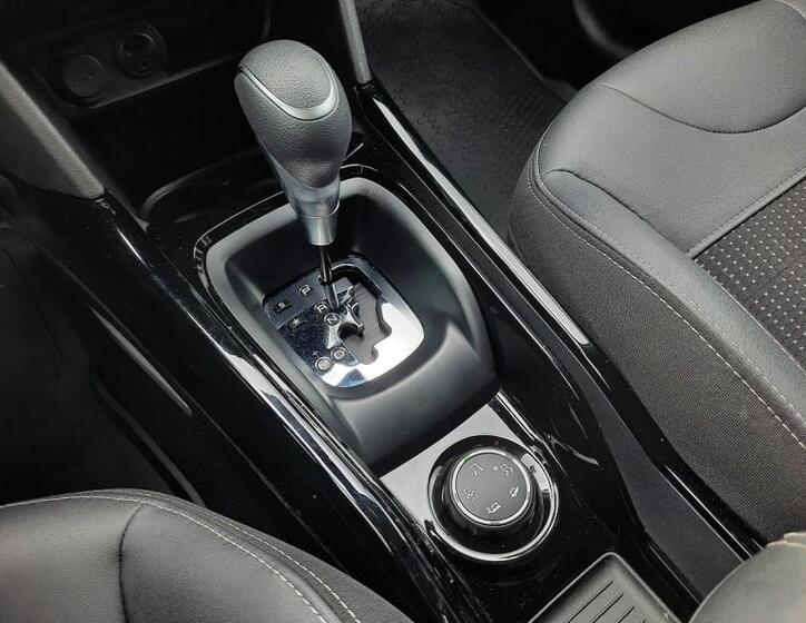Peugeot 2008 24