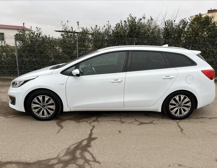 KIA Ceed 4