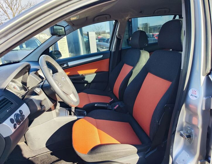 Opel Astra 13