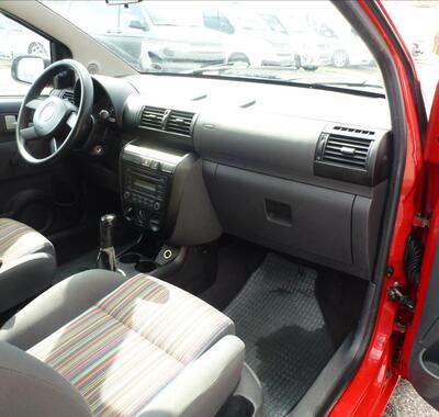 Volkswagen Fox 24