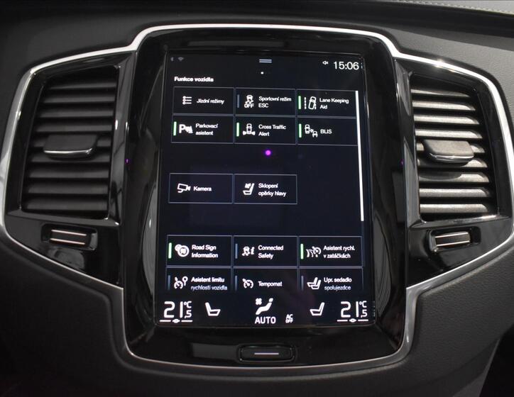 Volvo XC90 23