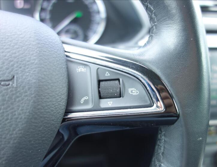 Škoda Superb 41
