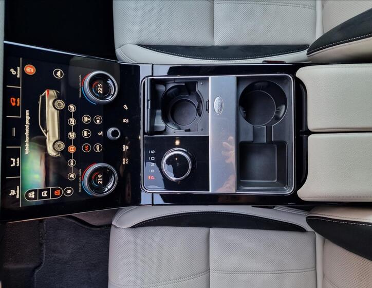 Land Rover Range Rover Velar 38