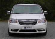 Chrysler Town & Country 8
