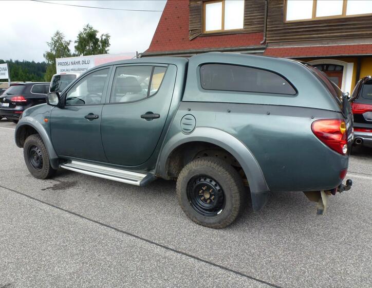 Mitsubishi L200 11