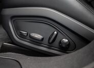 Porsche Taycan 8
