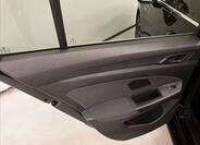Volkswagen Golf 22