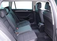 Volkswagen Passat 13