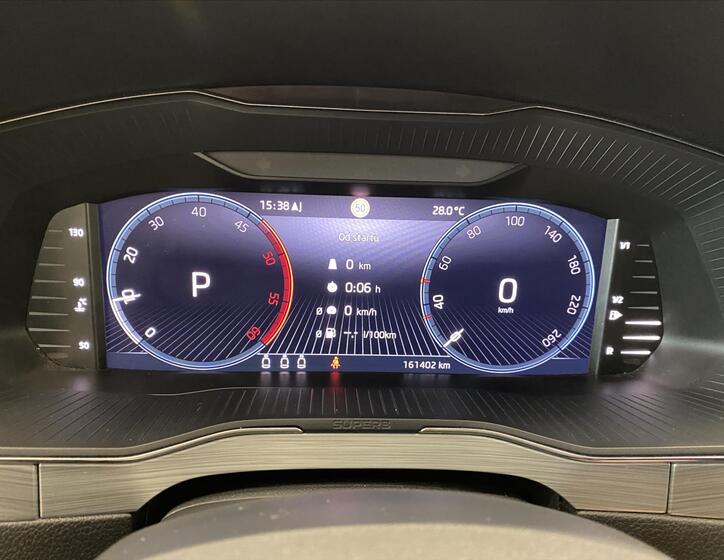 Škoda Superb 11