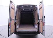 Volkswagen Crafter 9