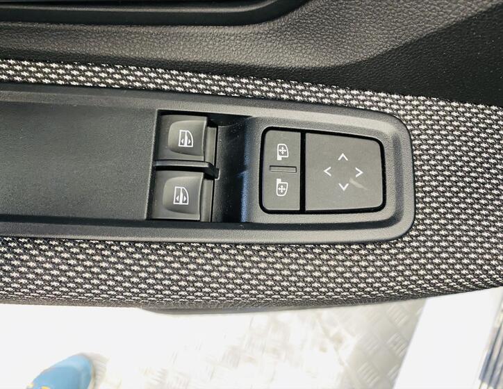 Dacia Sandero 12