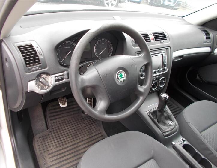 Škoda Octavia 18