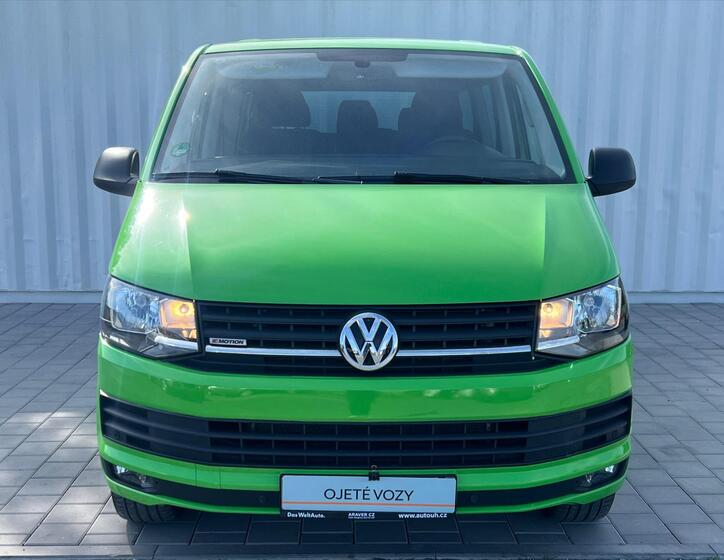 Volkswagen Caravelle 2