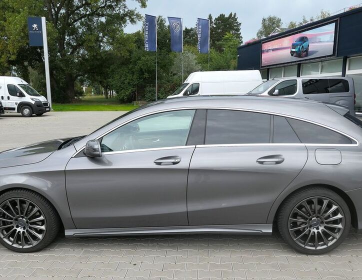 Mercedes-Benz CLA 4